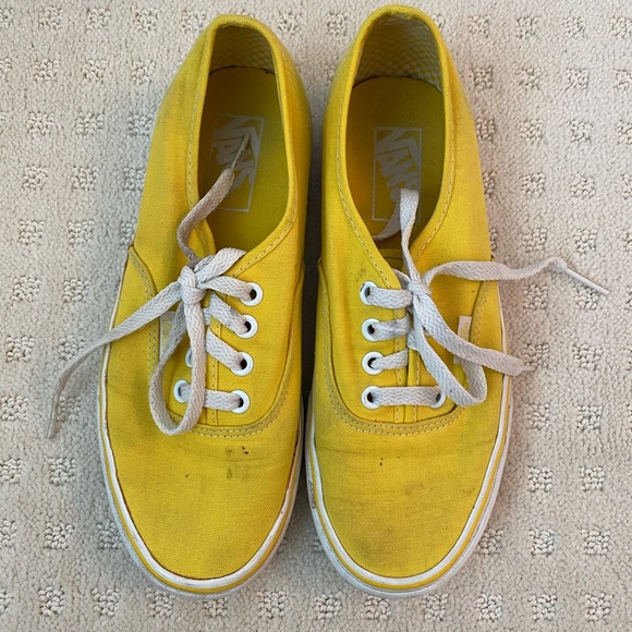 yellow lace vans